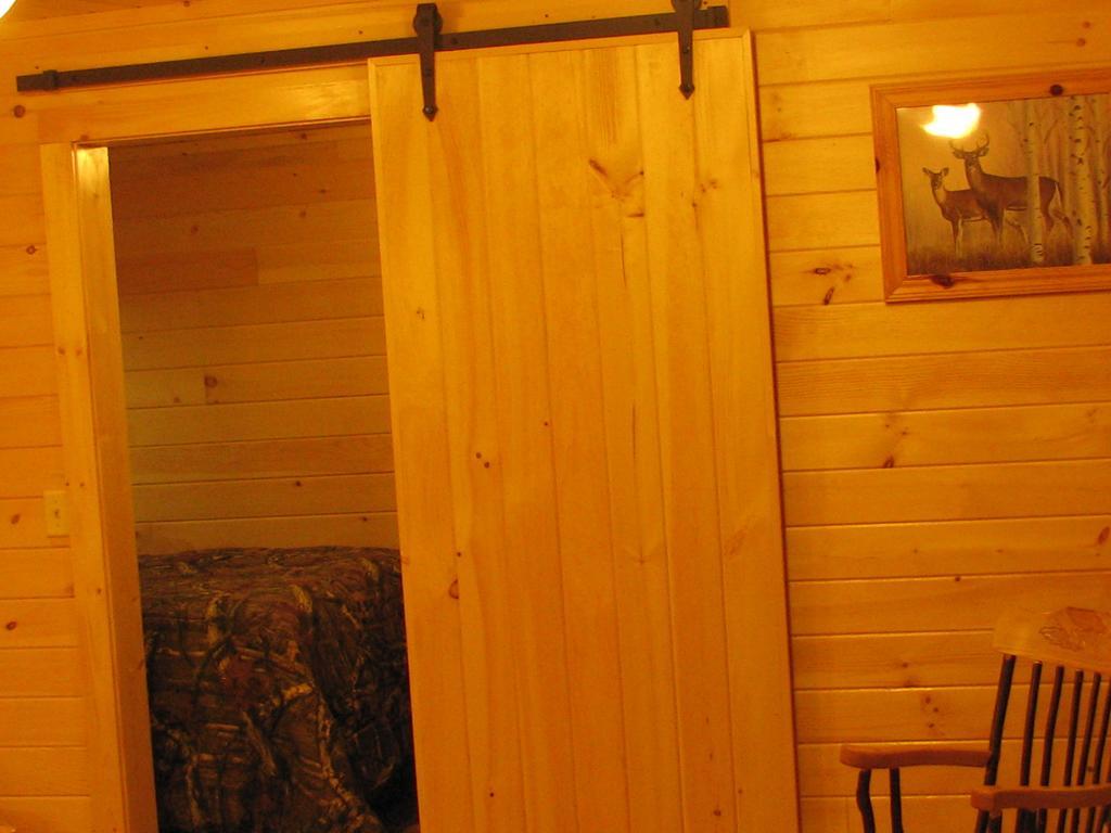 Pine Knoll Hotel Lakeside Lodge & Cabin Old Forge Pokoj fotografie
