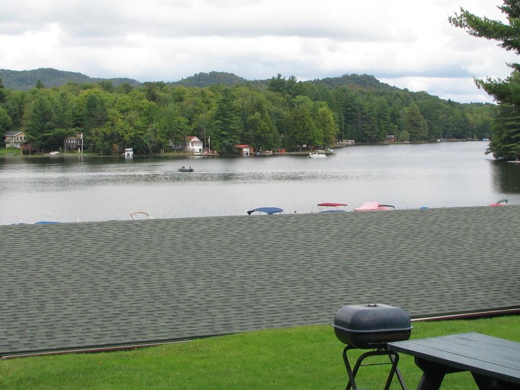 Pine Knoll Hotel Lakeside Lodge & Cabin Old Forge Pokoj fotografie