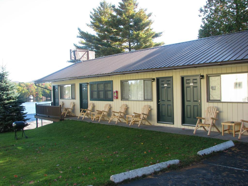 Pine Knoll Hotel Lakeside Lodge & Cabin Old Forge Pokoj fotografie