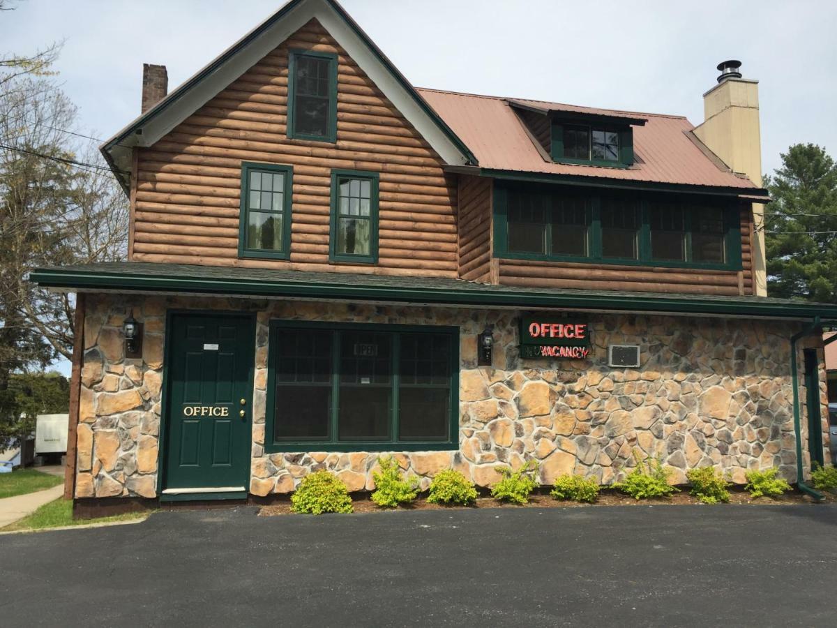 Pine Knoll Hotel Lakeside Lodge & Cabin Old Forge Exteriér fotografie